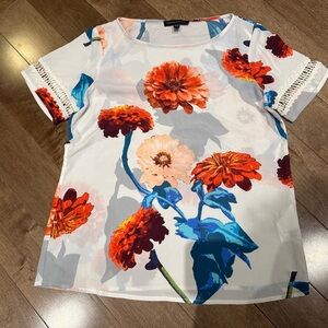 BANANA REPUBLIC • Women’s multicolour floral blouse